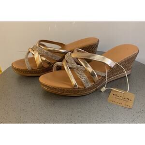 MARIELLA Womens Gold & Rhinestone Italian Shiny Slip on Wedge Heel Sandal Sz 8